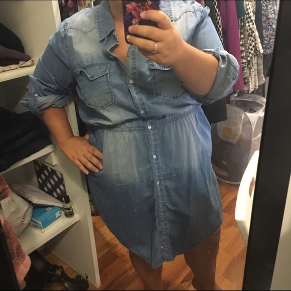 *SOLD* Chambray Shirtdress
