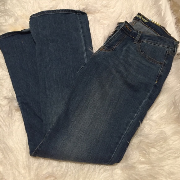 Old navy boot-cut jeans