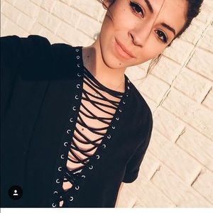 LF black lace up tee
