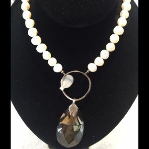 Freshwater Pearls with Swarovski Crystal necklace