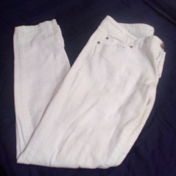White Bubblegum skinny jeans