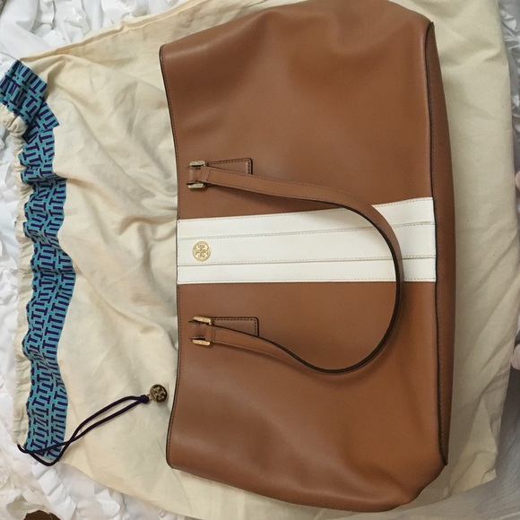 Tory Burch Tote - barely used - no damage