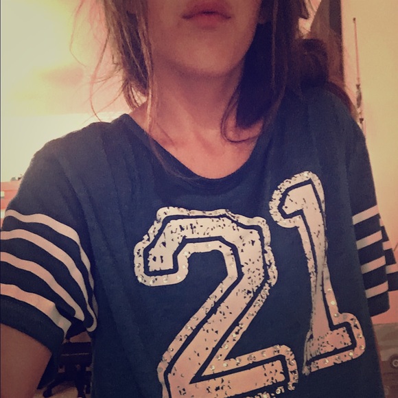Blue/kinda crop top could fit a small