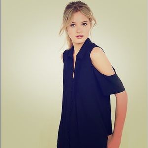 Express Top Size M NWT