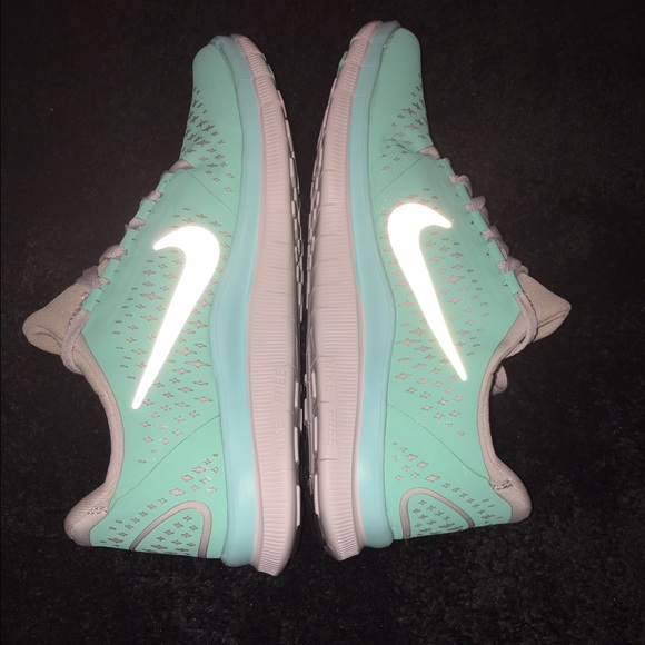 💎❕❕Nike Free Additiona Photos❕❕💎 - Picture 1 of 4