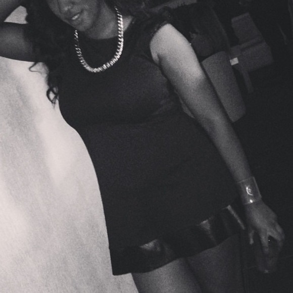 LBD 👀 - Picture 3 of 3