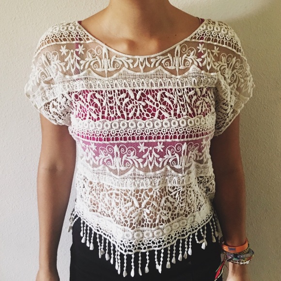 White cover up - Picture 1 of 2