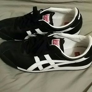 Men's shoes black & white