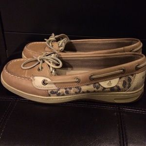 Leopard print Sperrys.