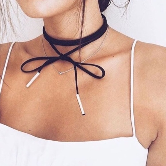 💕NEW💕Velvet Boho Vegan Suede Bow Tie Choker - Picture 2 of 4