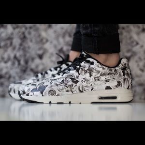 SOLD! Women’s Nike Air Max 1 Ultra City Collection