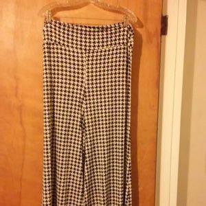 Beautiful stretch wide leg pant