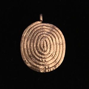 Monet pendant