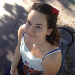 Meet your Posher, Taylor