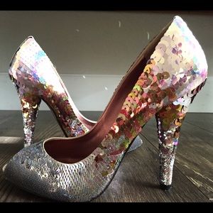 MIU MIU Sequin pumps