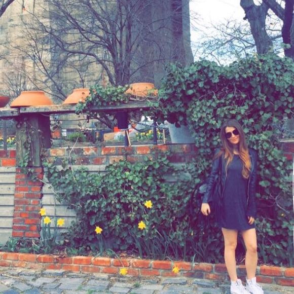 Meet your Posher, Jillian