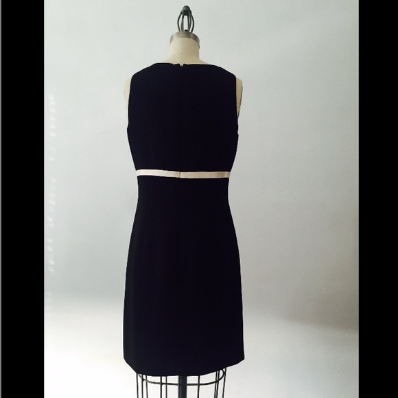 Anne Klein Tailoring Dress with Bow Detail - Picture 2 of 3