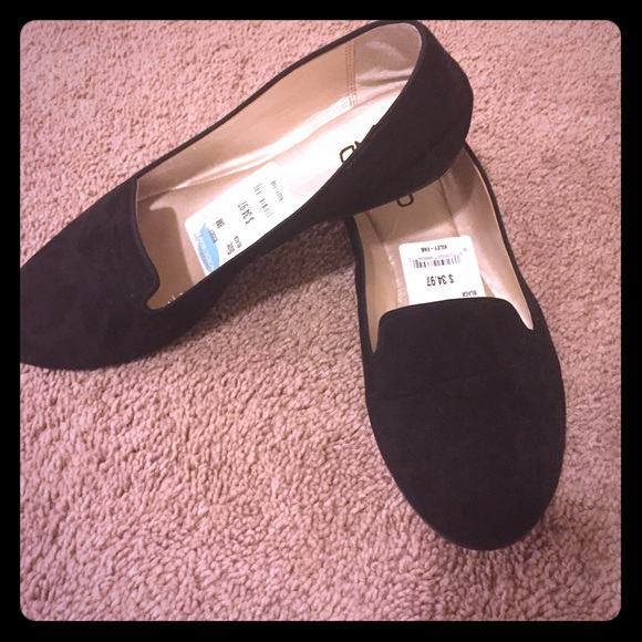 Black flats