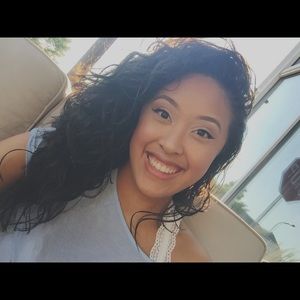 Meet your Posher, Alexandra