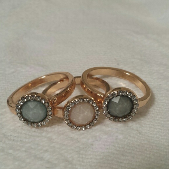 Jewelry - Bundle Rings