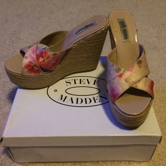 Steve Madden Platform Wedge Shoes