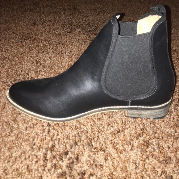 American eagle booties