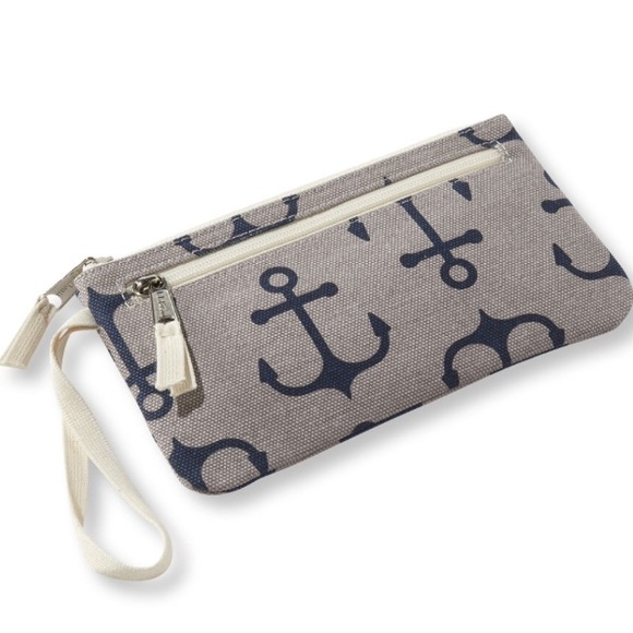 L.L bean NWT wristlet