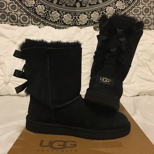 Ugg Bailey Bow