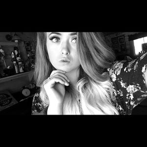 Meet your Posher, Marissa