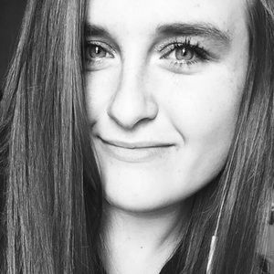 Meet your Posher, Brianna