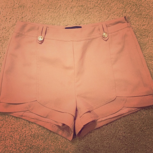 Scalloped rose shorts