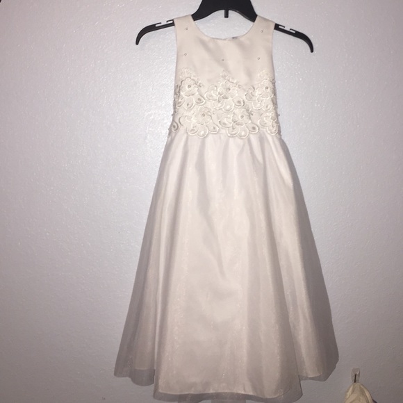 Girls white formal dress NWT