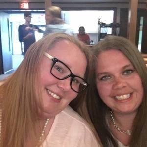 Meet your Posher, Christina