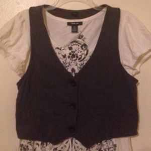 White t-shirt with gray vest