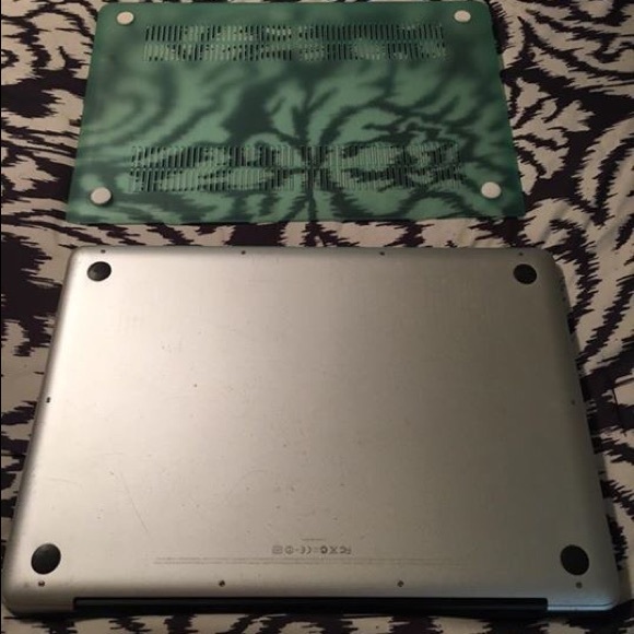 MacBook Pro - Picture 3 of 3