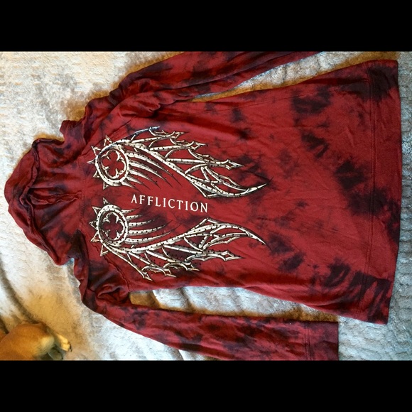 Like new Affliction long sleeve