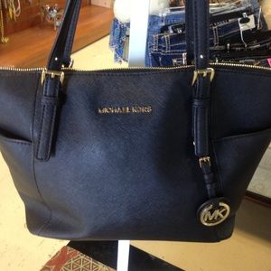 MCHAEL KORS JETSET tote purse