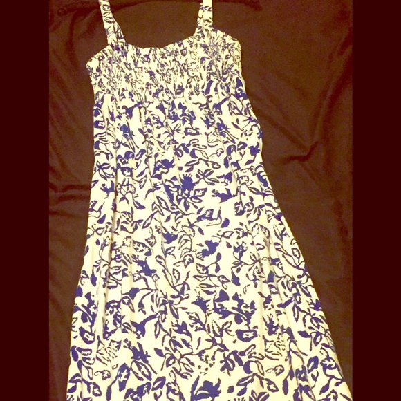 Old navy long blue and white summer/spring dress