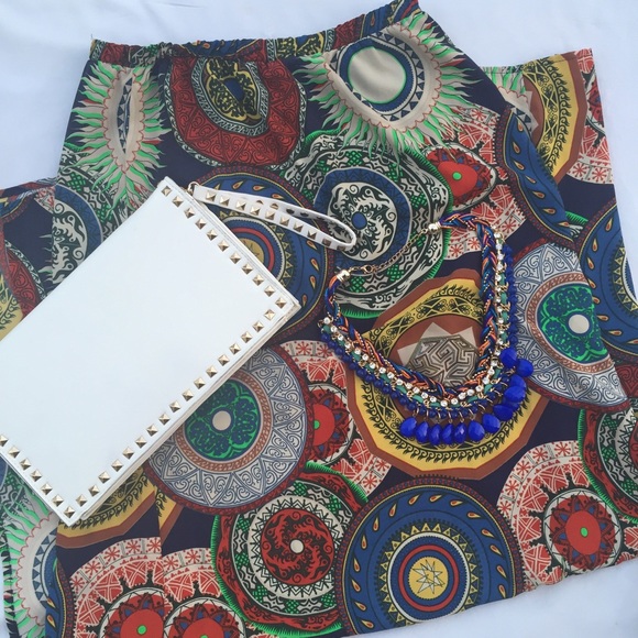 Boutique Dresses & Skirts - 🆕 Bold and beautiful  printed skirt
