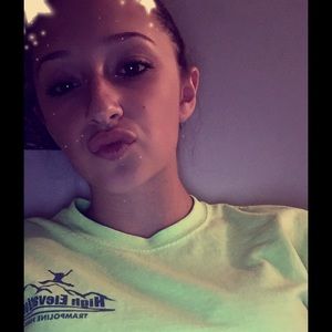 Meet your Posher, Julianna