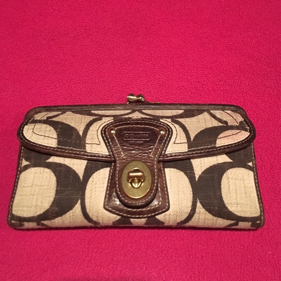 Coach Handbags - 2006 brown and tan coach wallet