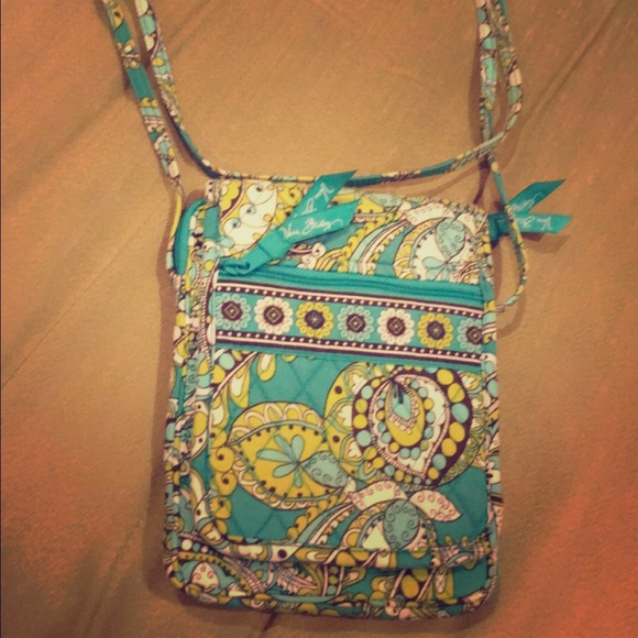 Vera Bradley peacock cross body