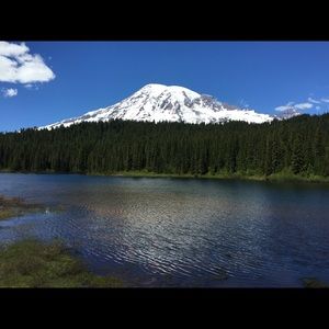 Meet your Posher, Sameera