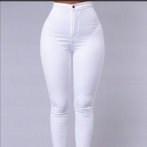 High Waisted skinny jeans - fashion nova, size 11