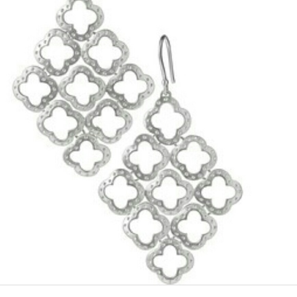 Stella and dot chandelier earrings