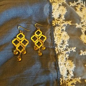 Stella and dot gold earings