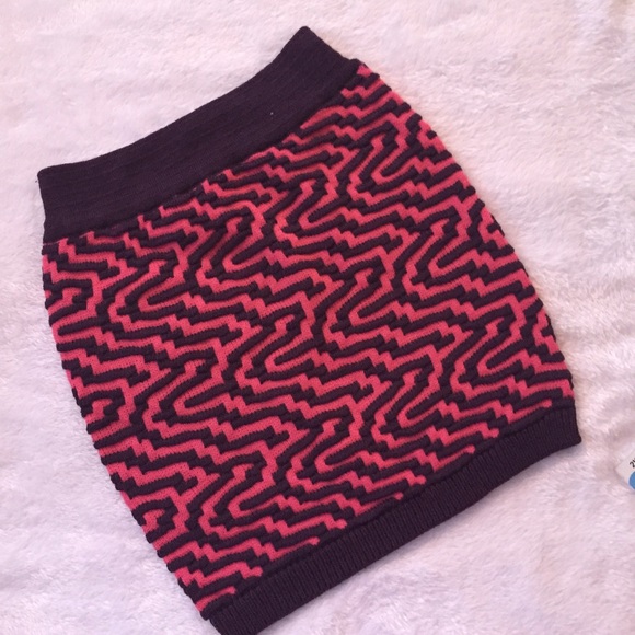 ❤Beautiful skirt in pink - Picture 2 of 3