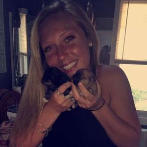 Meet your Posher, Adriana