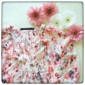 Ivanka Trump blouse, size medium 🌺