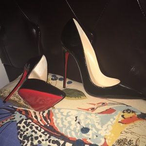 Christian Louboutin So Kate (black) brand new !